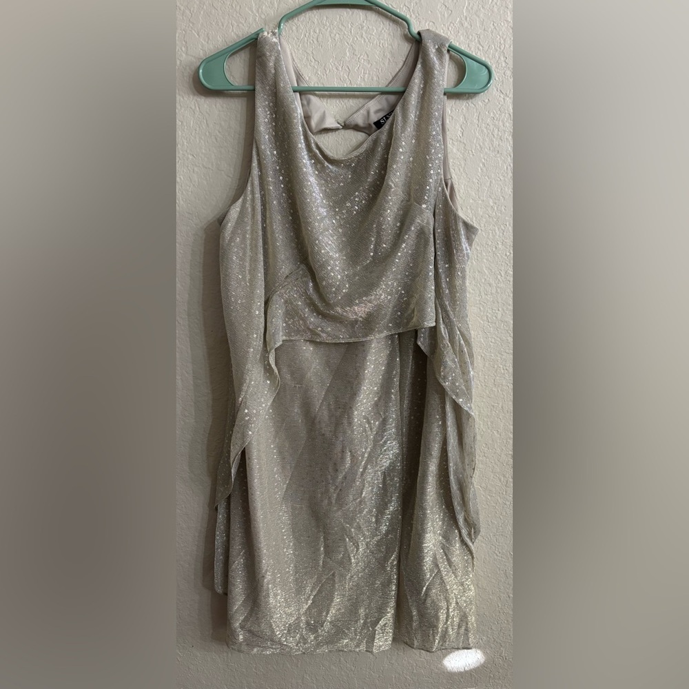 SLNY Elegant Gold Sleeveless Dress